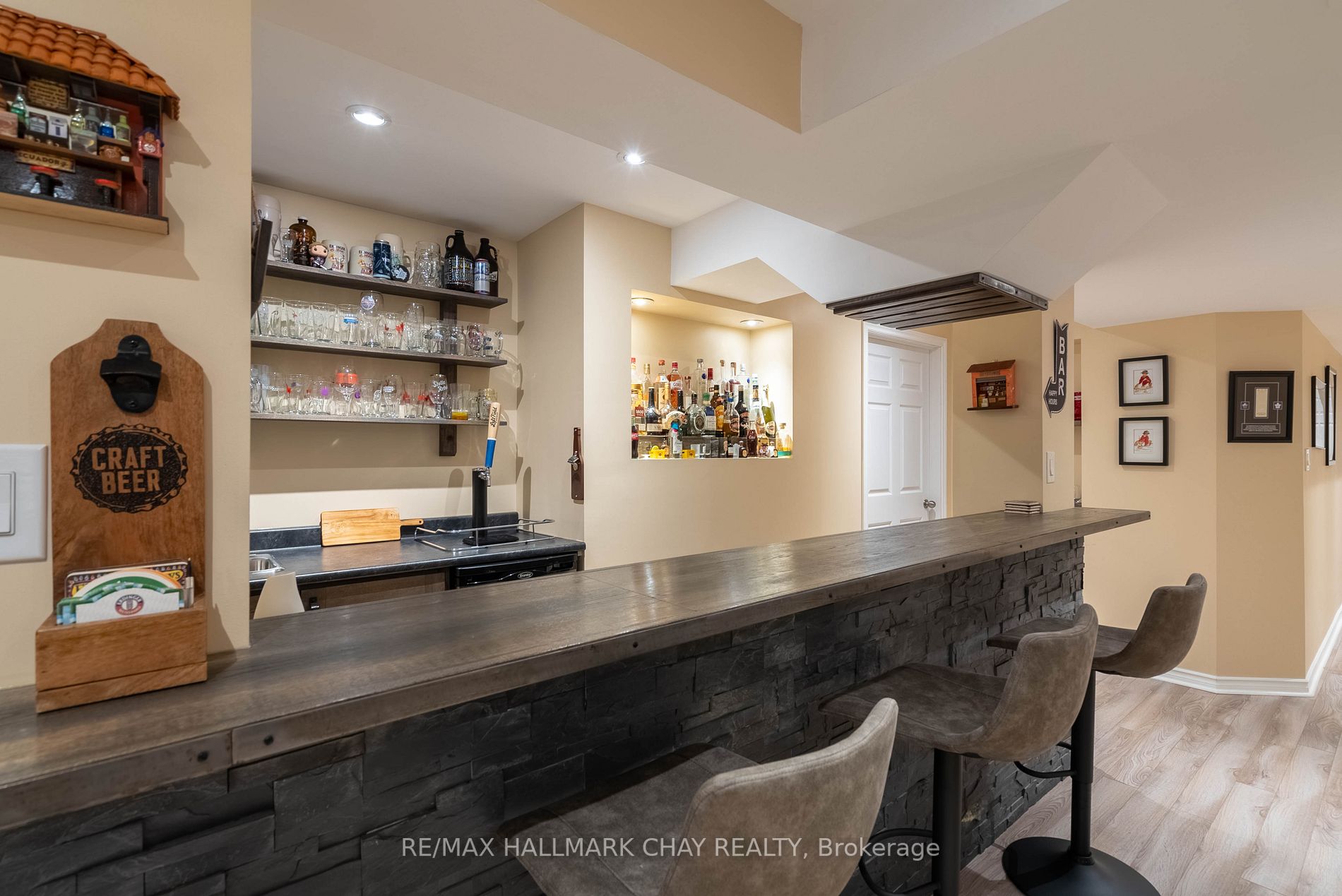 35 Michaelis St
