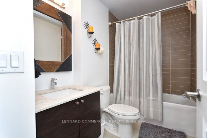 12 Woodstream Blvd, #414