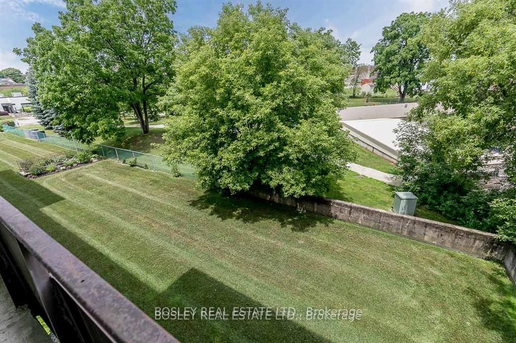 200 Holland Crt, #310