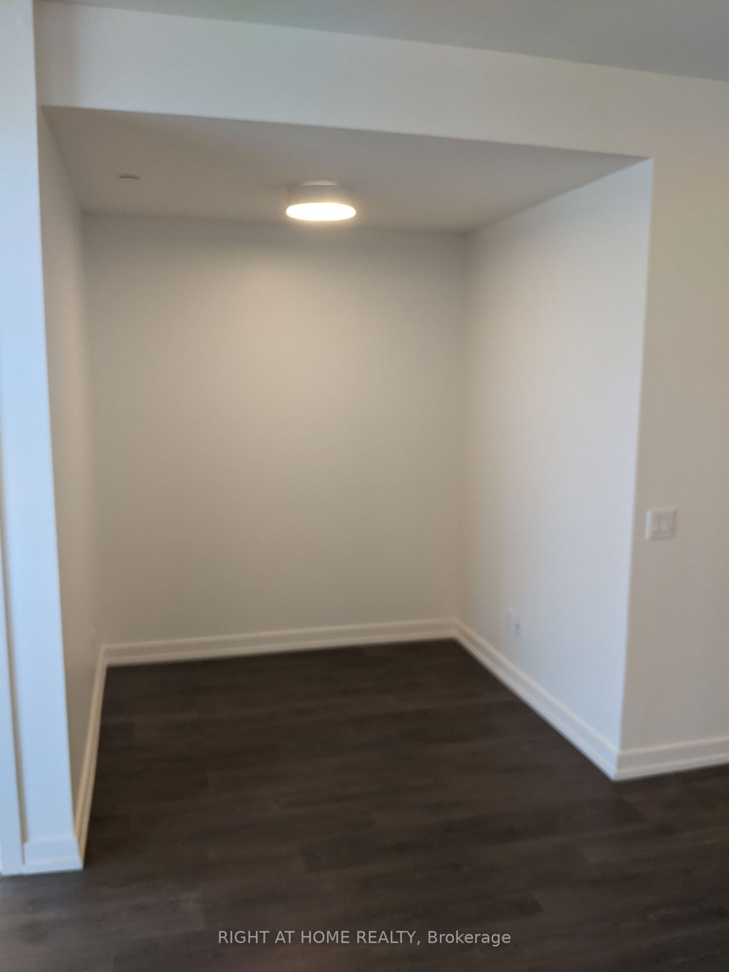 1 Grandview Ave, #1005