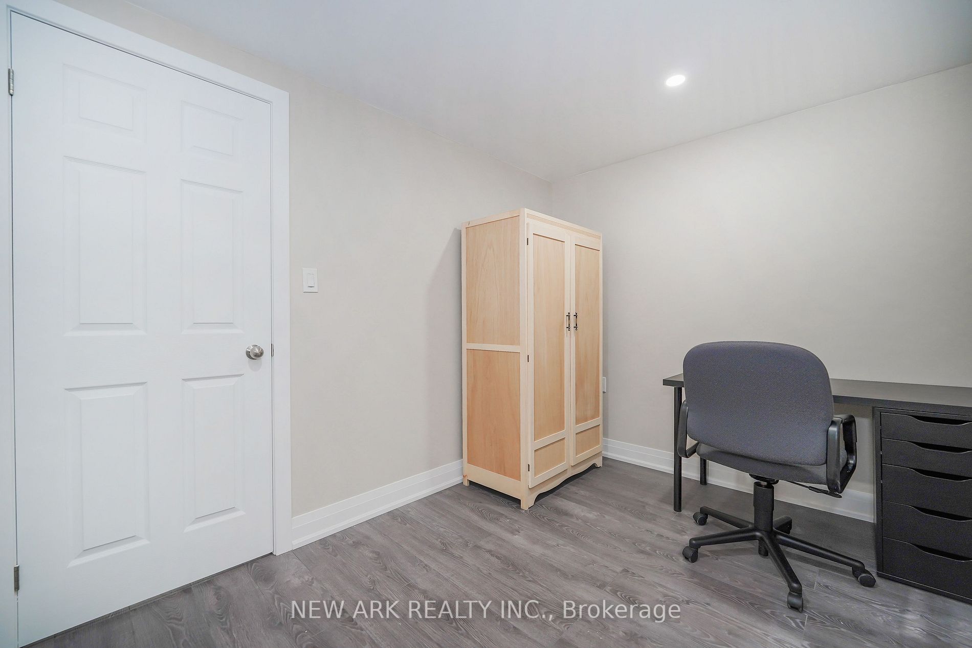 50 Coral Harbour Cres, #Unit A