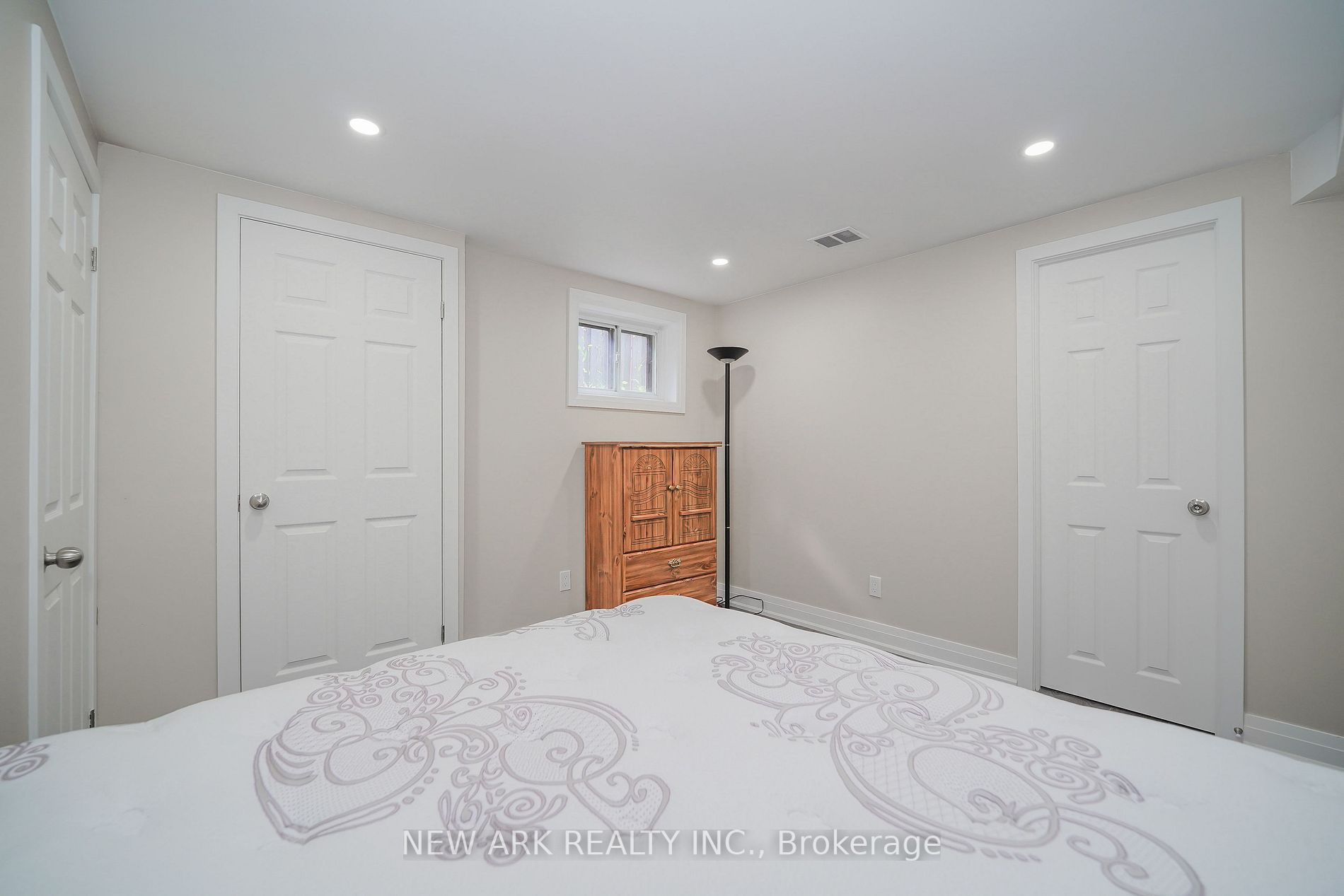 50 Coral Harbour Cres, #Unit A