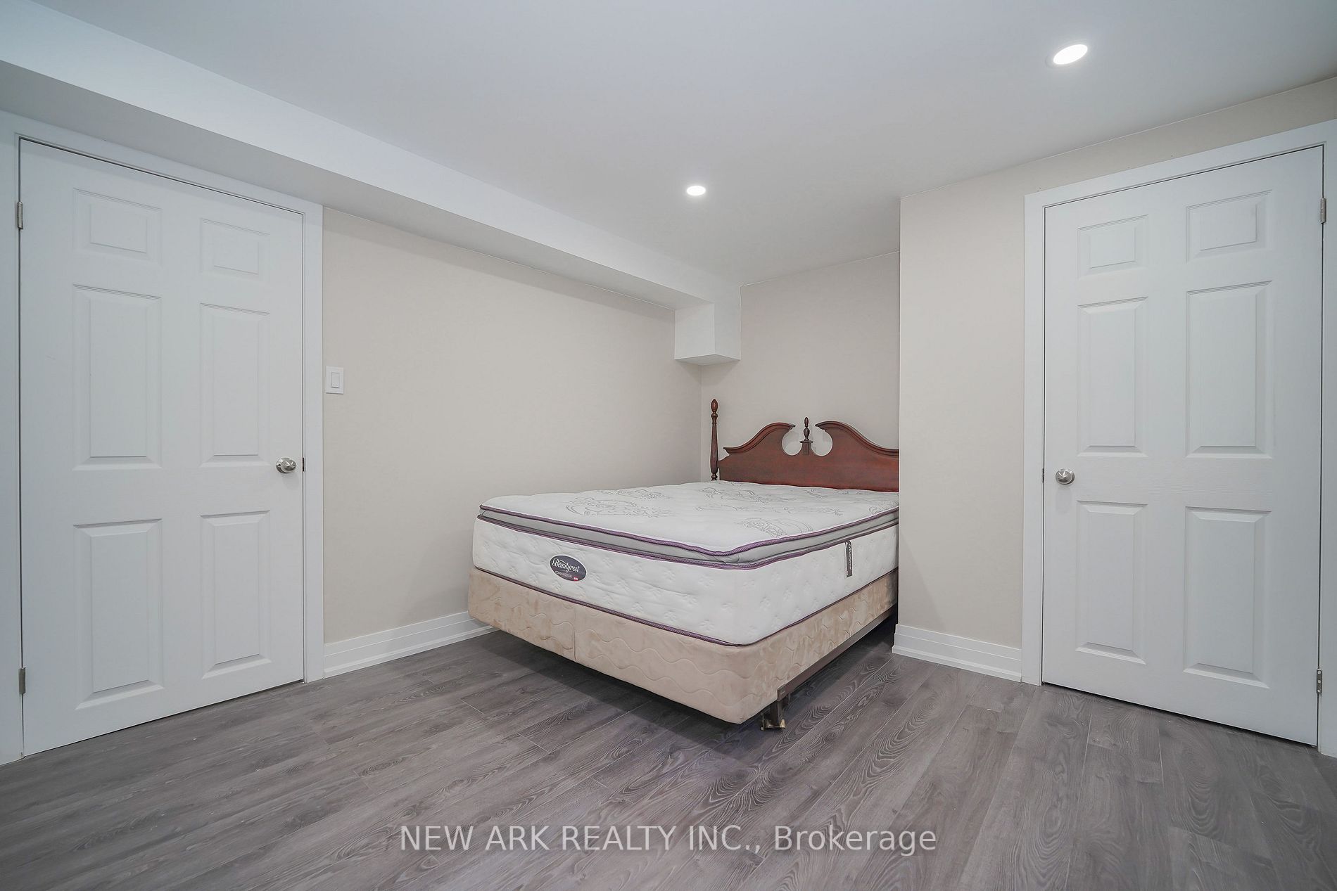 50 Coral Harbour Cres, #Unit A