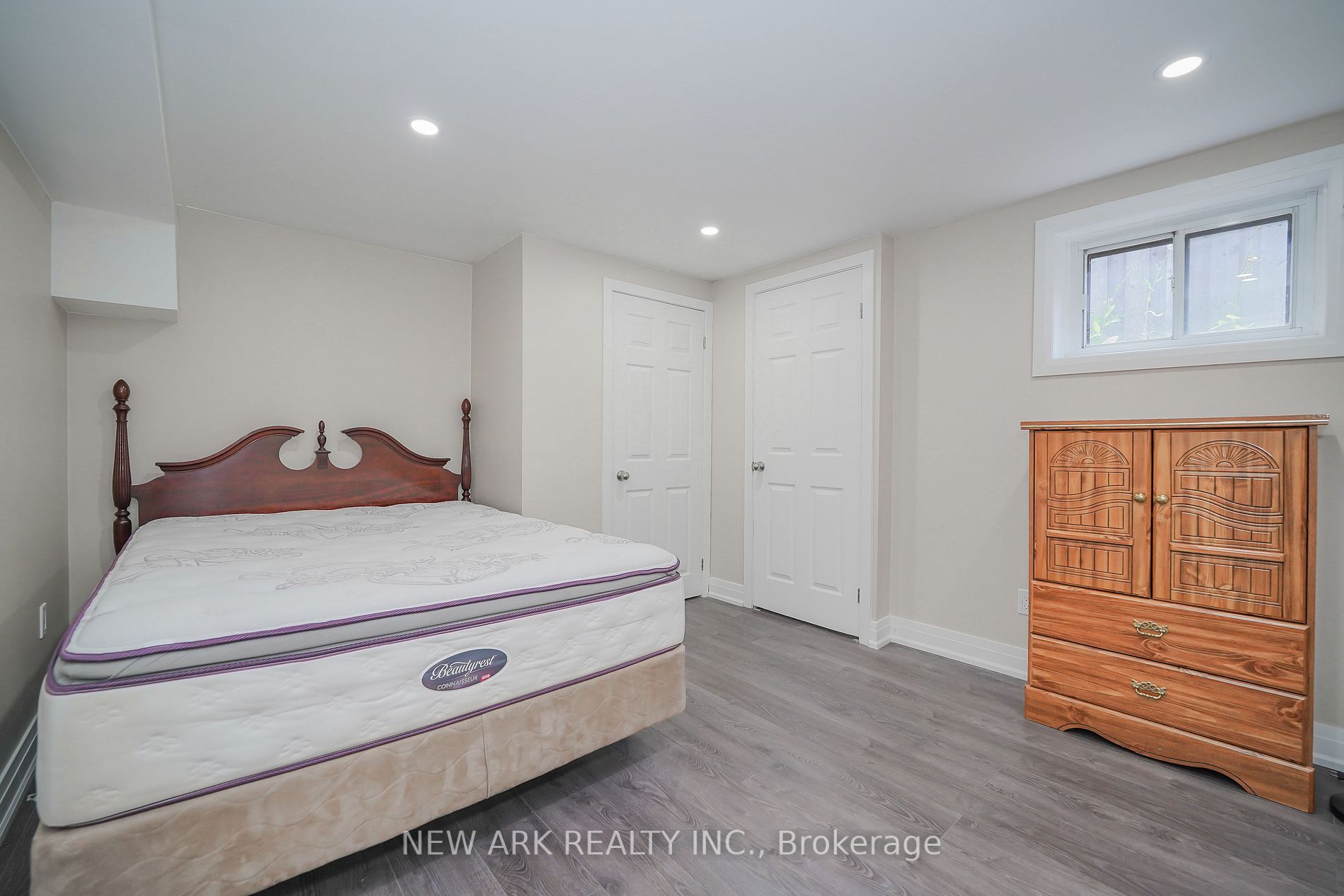 50 Coral Harbour Cres, #Unit A