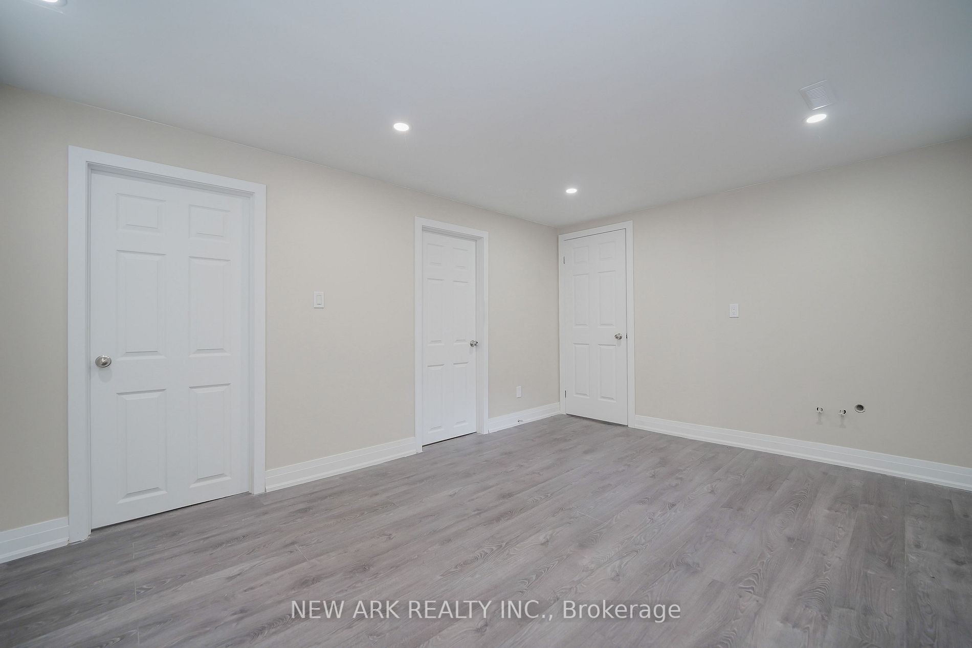50 Coral Harbour Cres, #Unit A