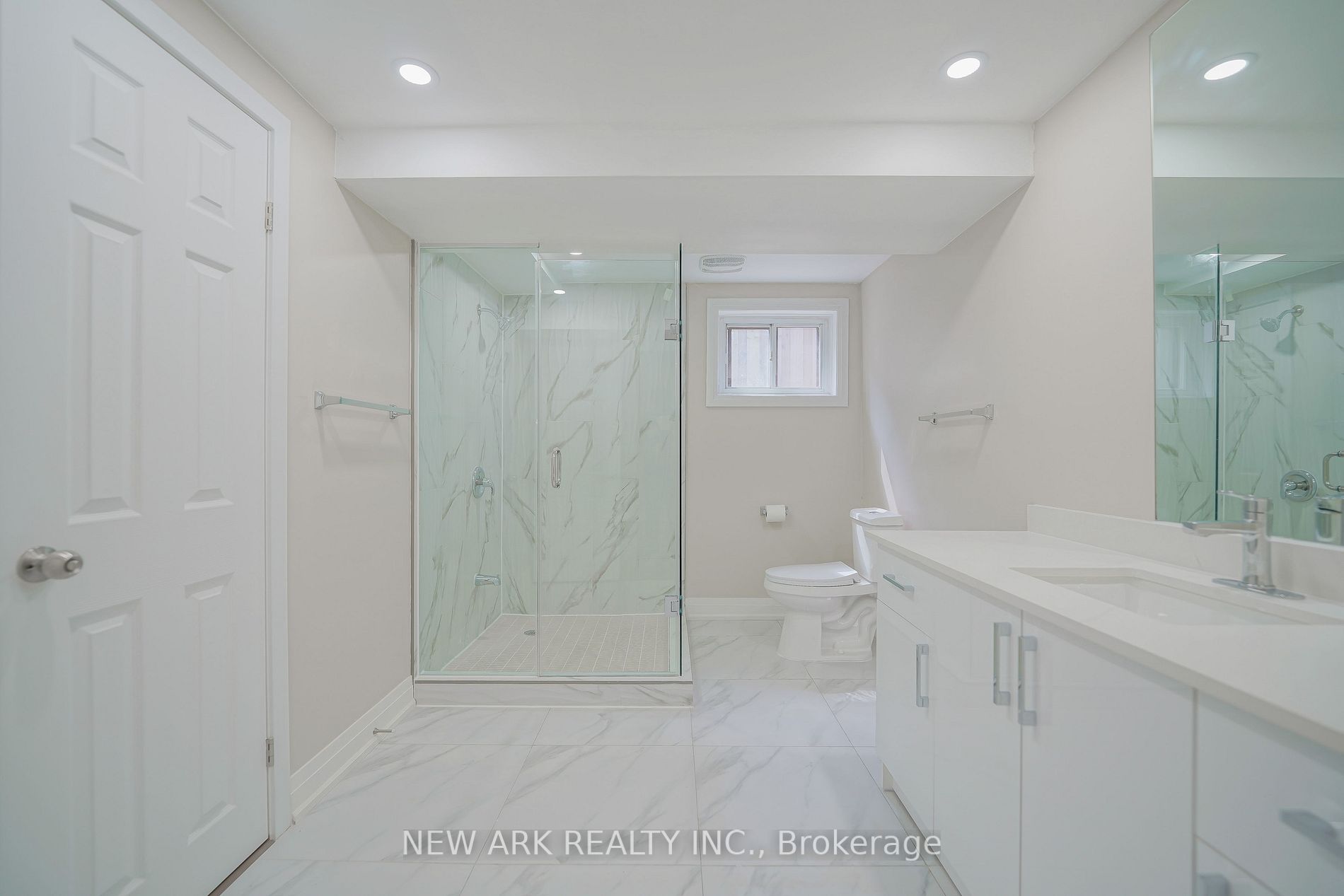 50 Coral Harbour Cres, #Unit A
