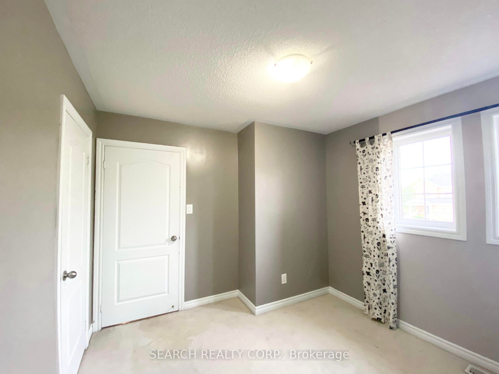 116 Collier Crescent