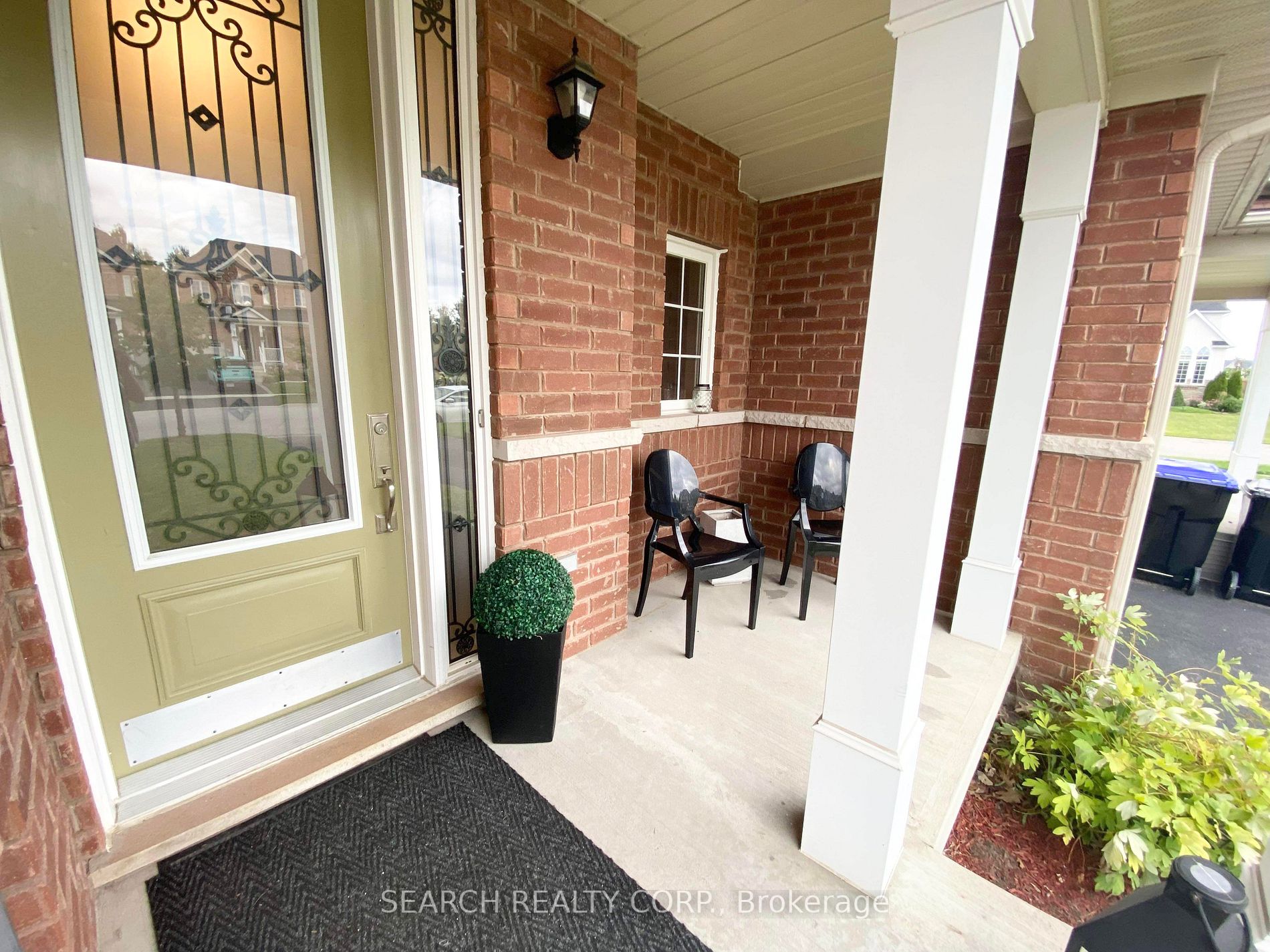 116 Collier Crescent
