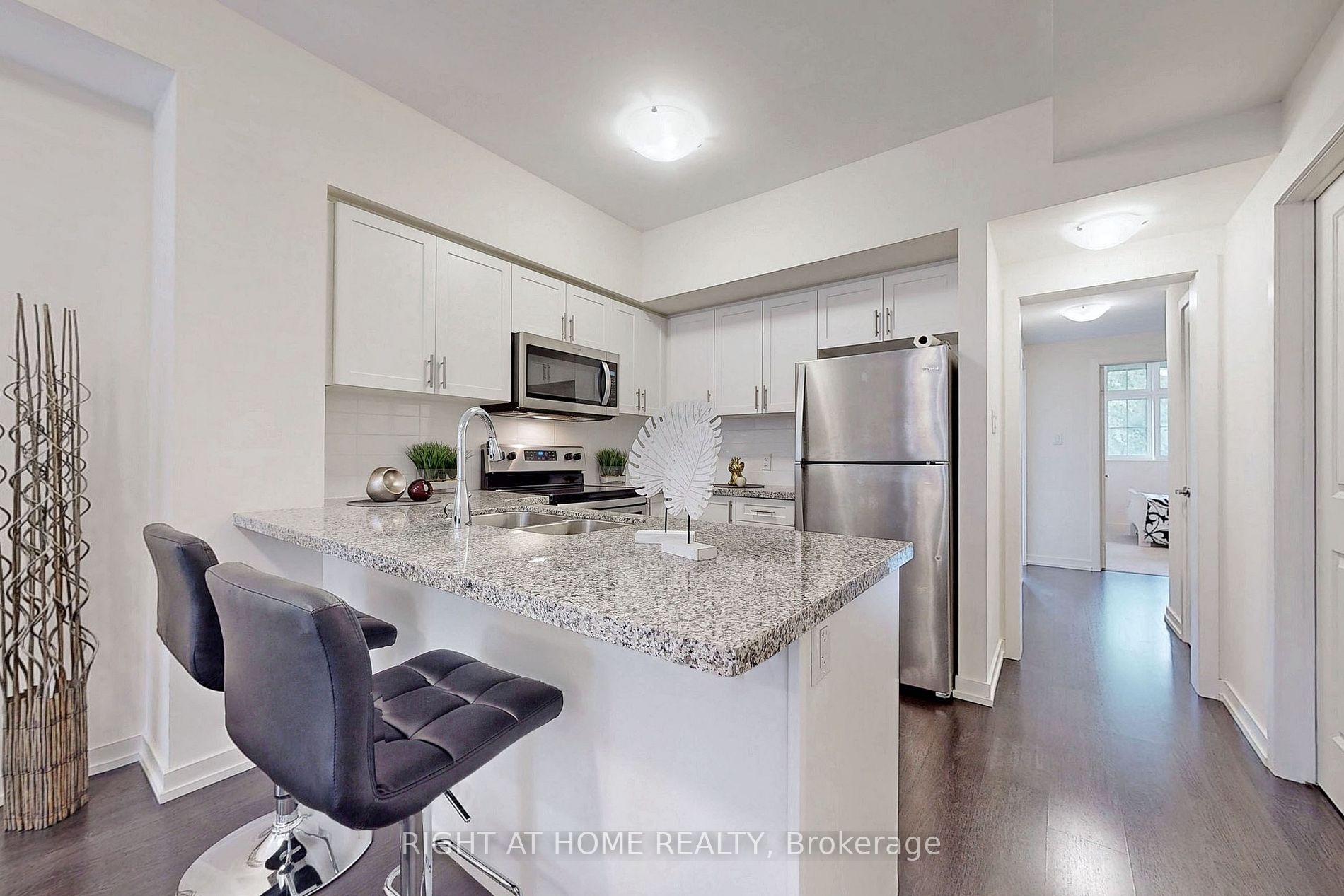 18 Whitaker Way, #246