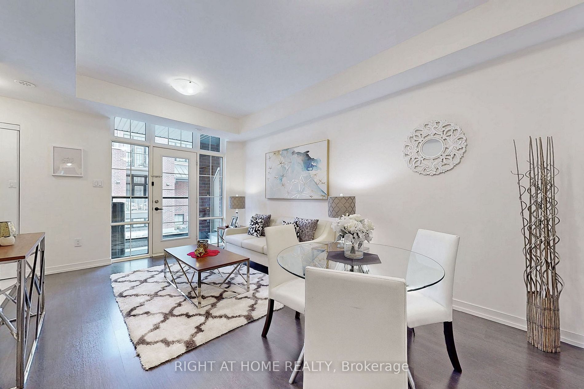 18 Whitaker Way, #246