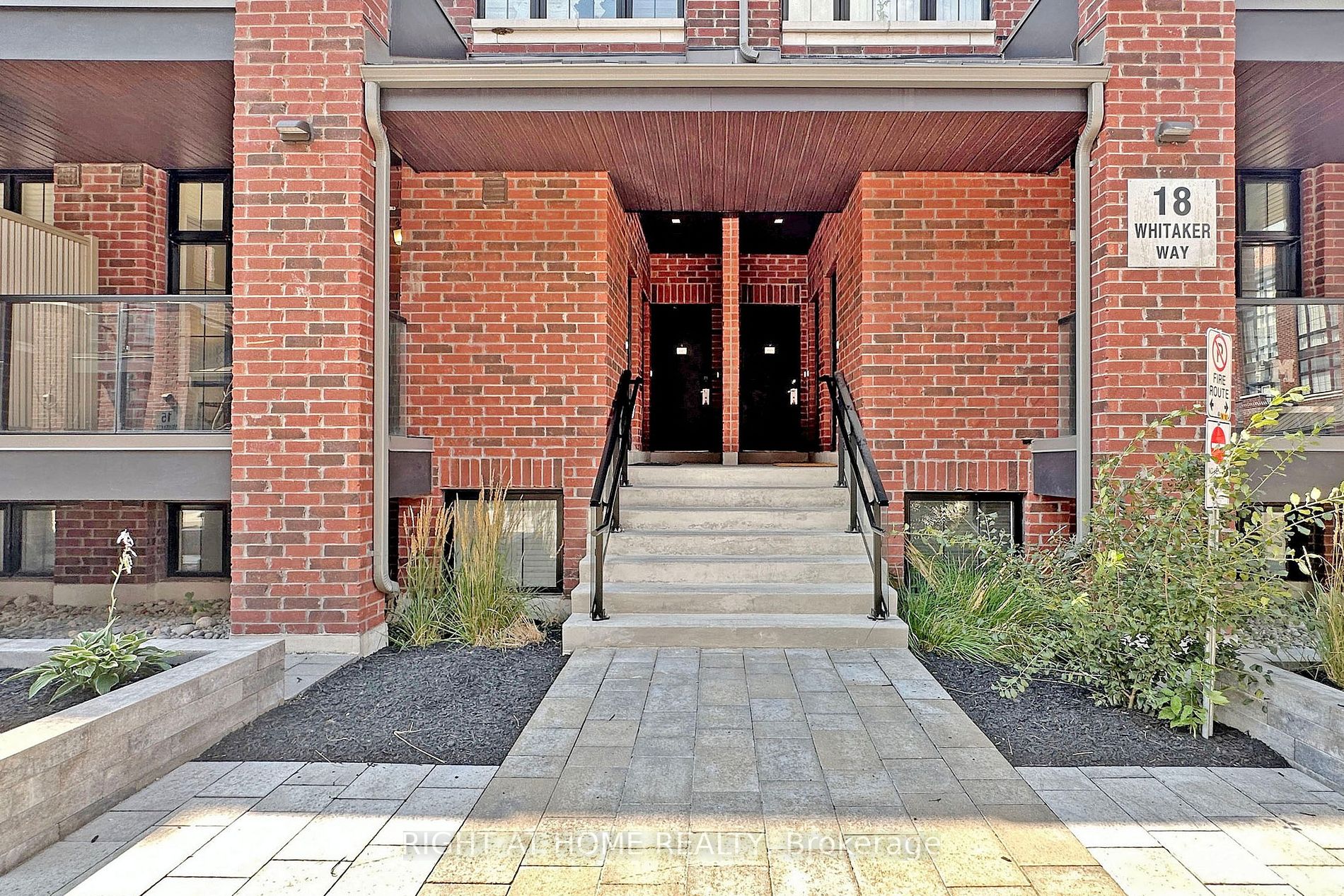 18 Whitaker Way, #246