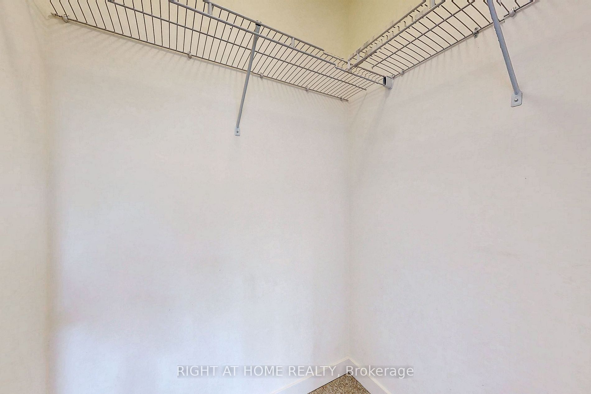 18 Whitaker Way, #246