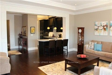 80 Burns Blvd, #119