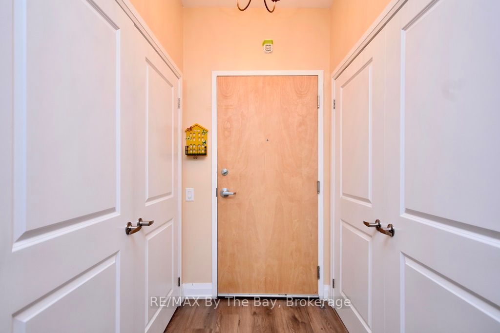 Undisclosed Address, #102