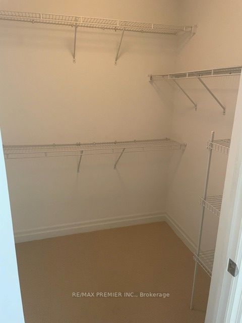 180 John West Way, #333