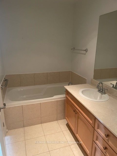 180 John West Way, #333