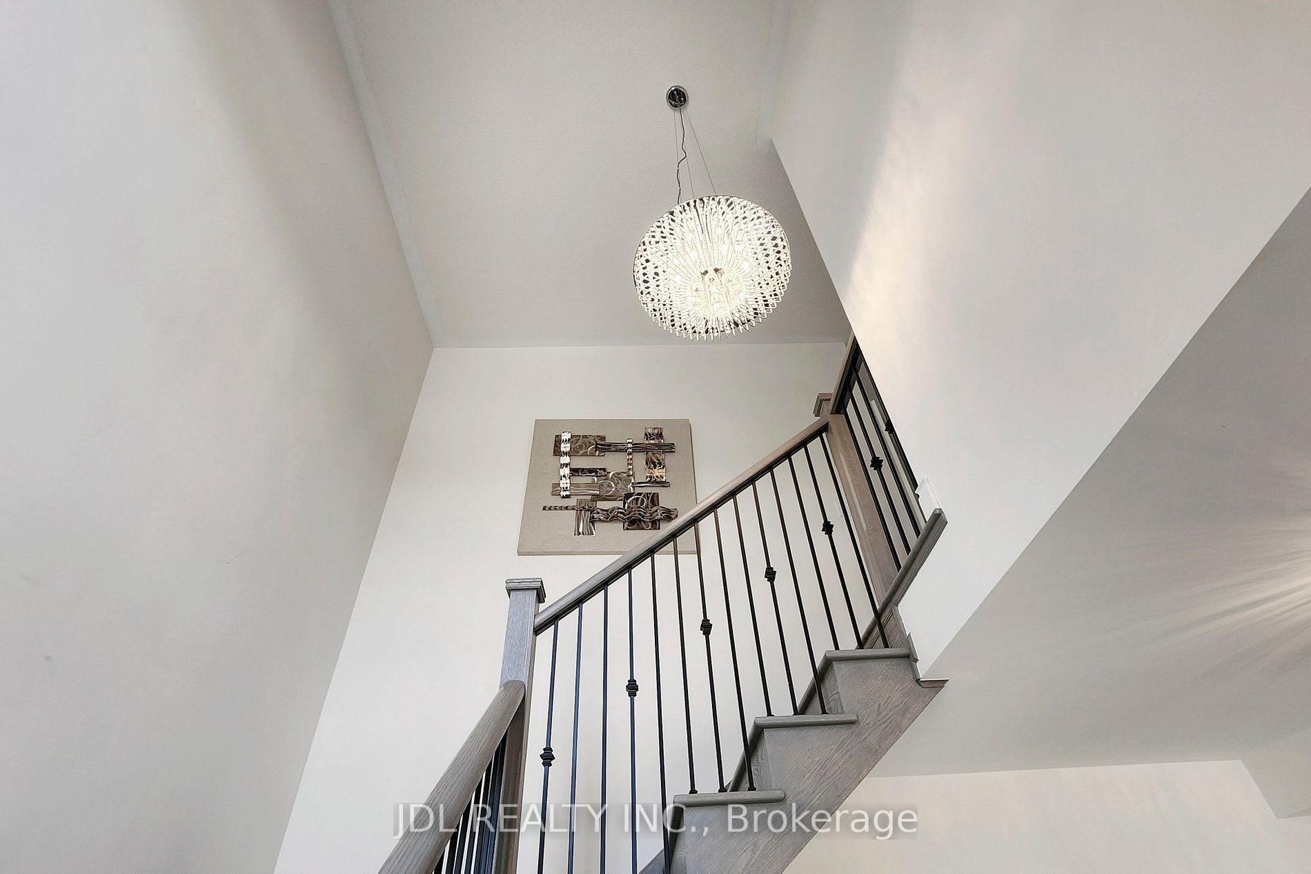 3 Ballanview Crt