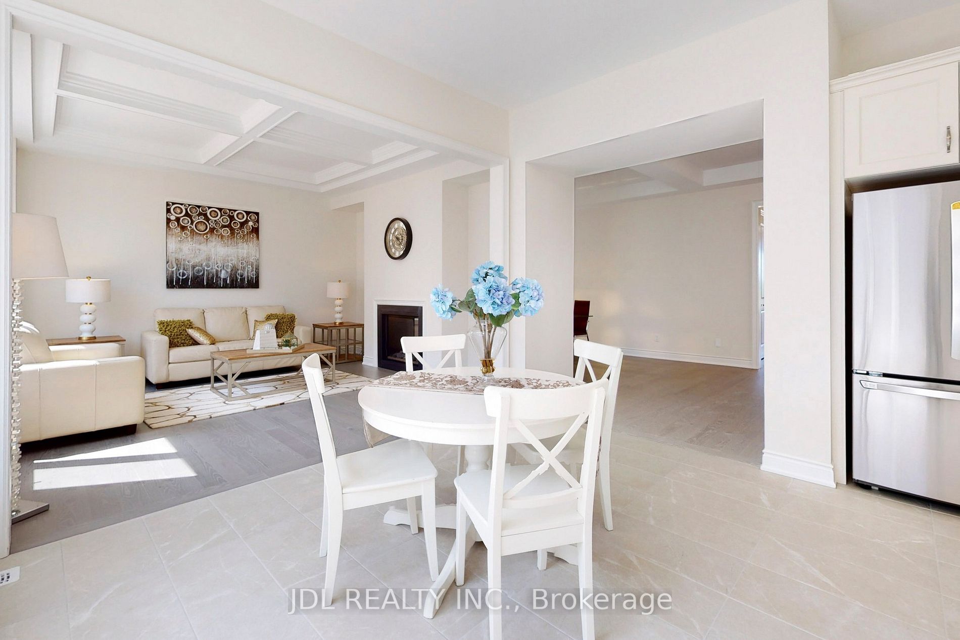 3 Ballanview Crt