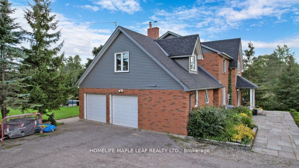 3045 15th Sideroad