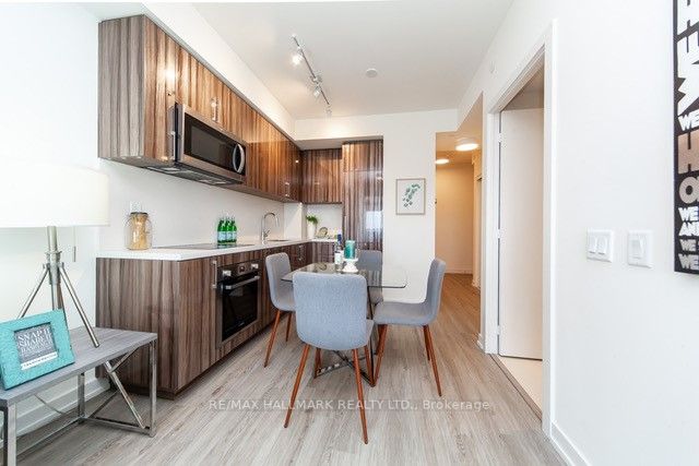 1 Grandview Ave, #1115