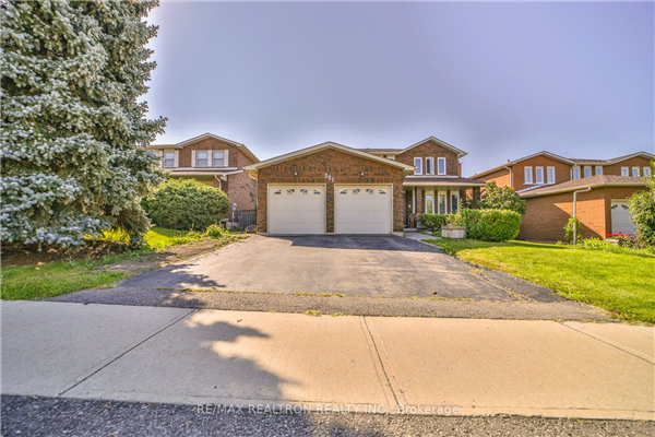 221 Embassy Dr, Vaughan