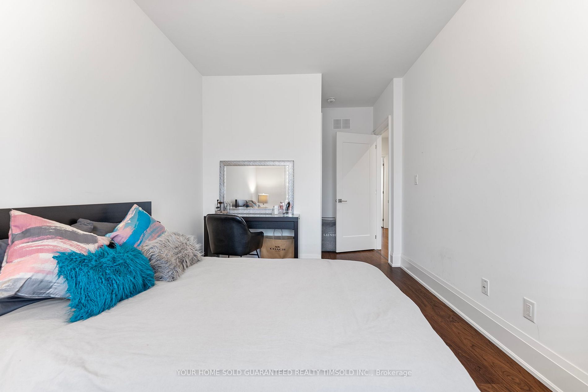 56 South Park Rd, #04