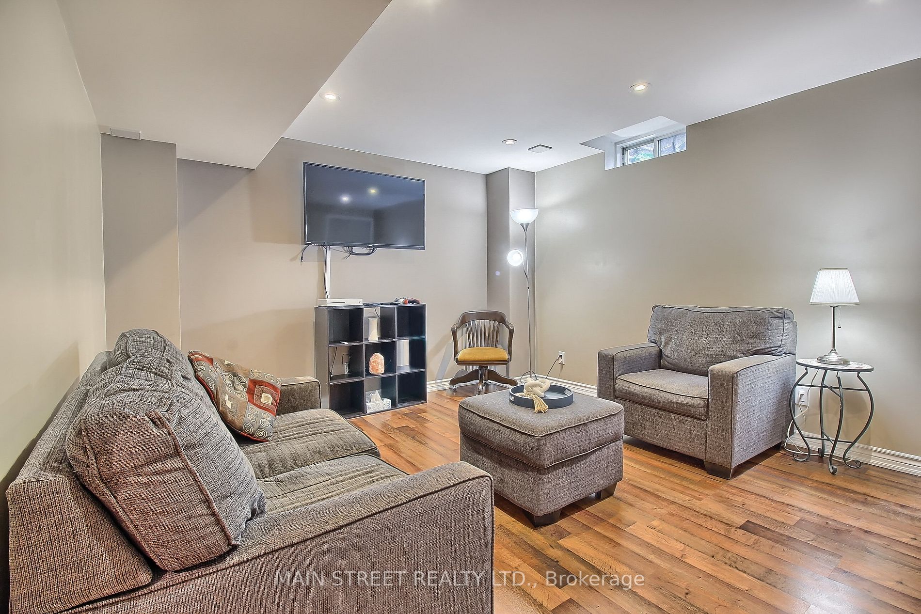 170 Flagstone Way