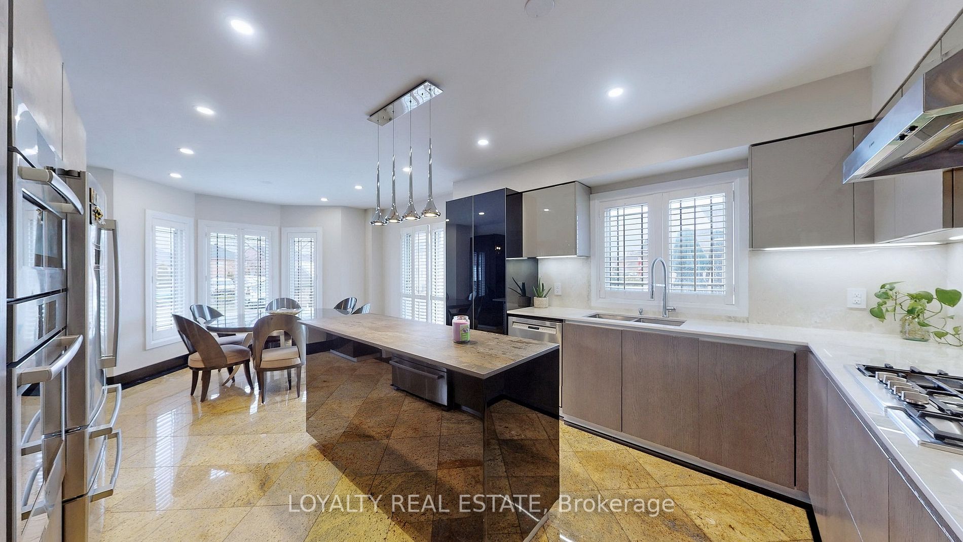 6 Lemsford Drive