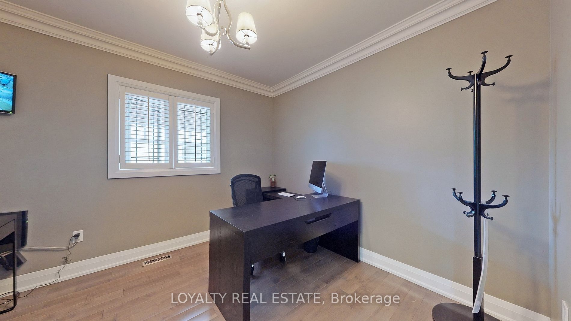 6 Lemsford Drive