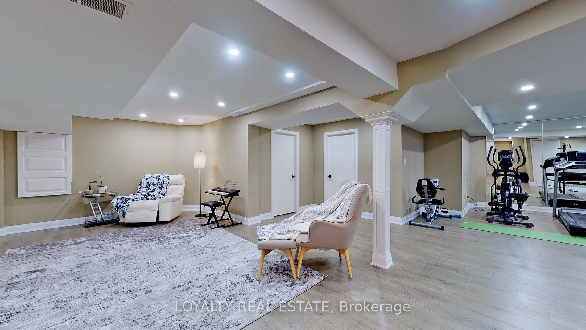 6 Lemsford Drive