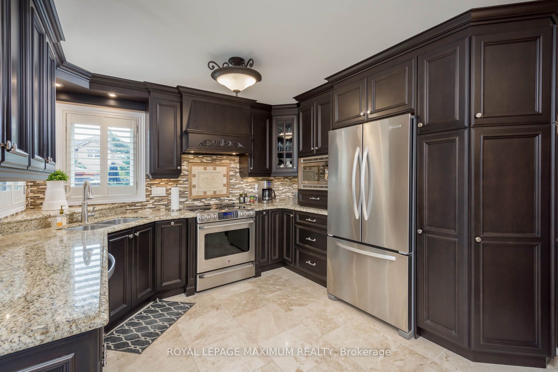 241 Veneto Dr