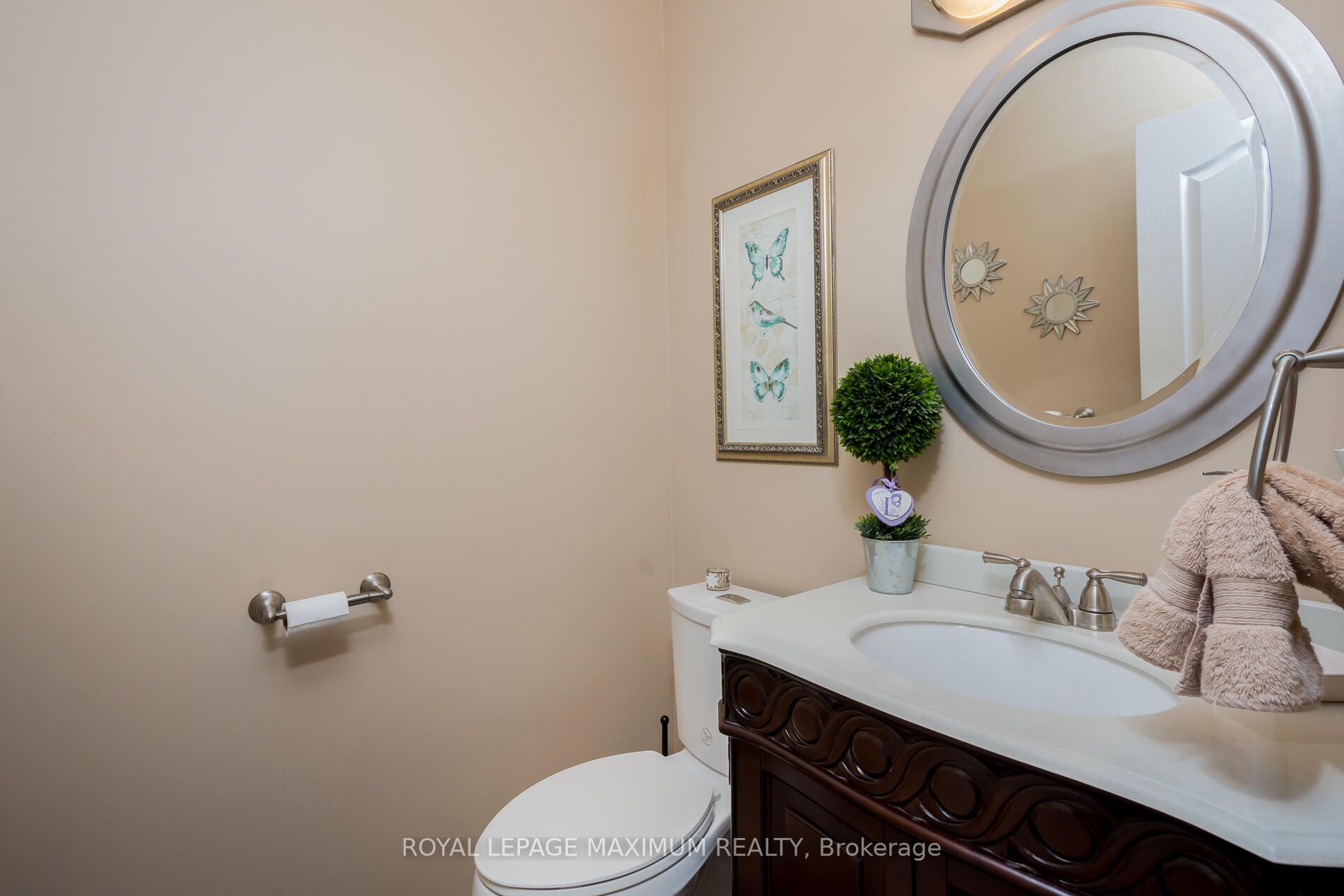 241 Veneto Dr