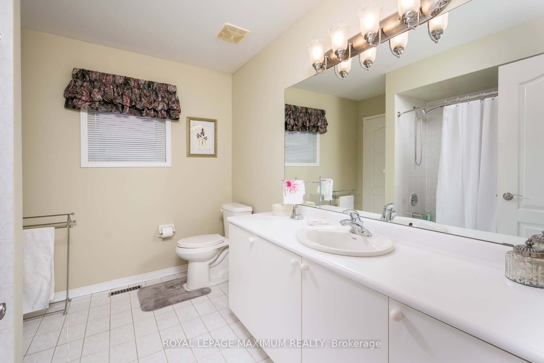 241 Veneto Dr