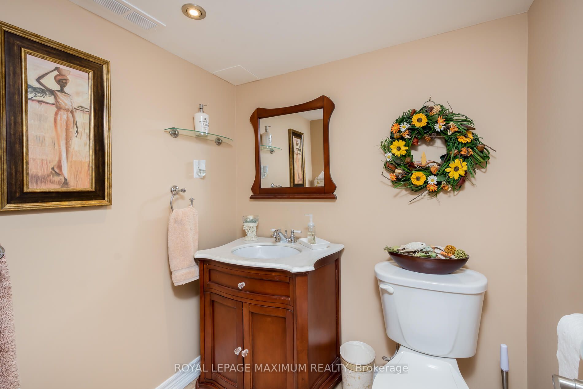 241 Veneto Dr