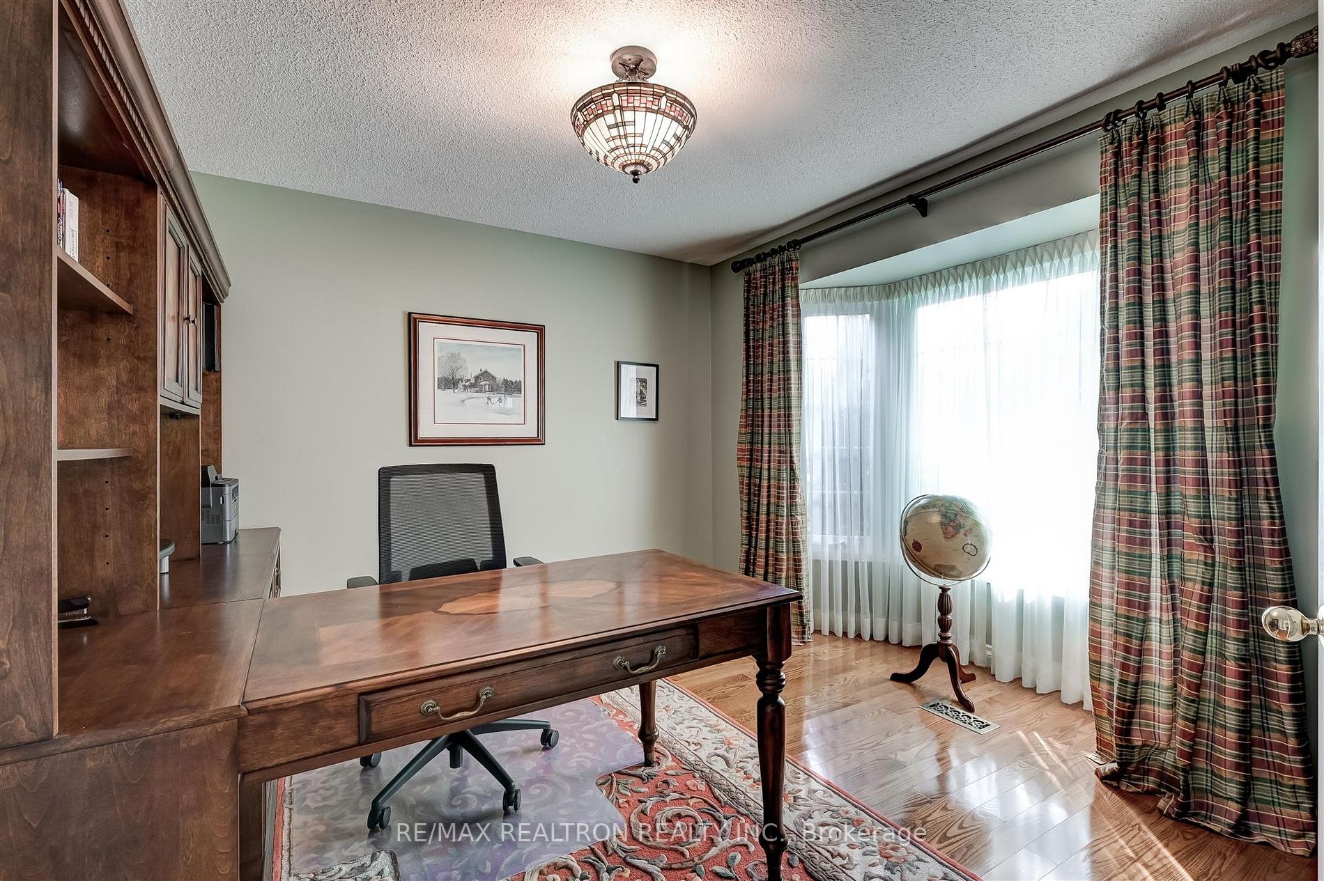 56 Ward Avenue