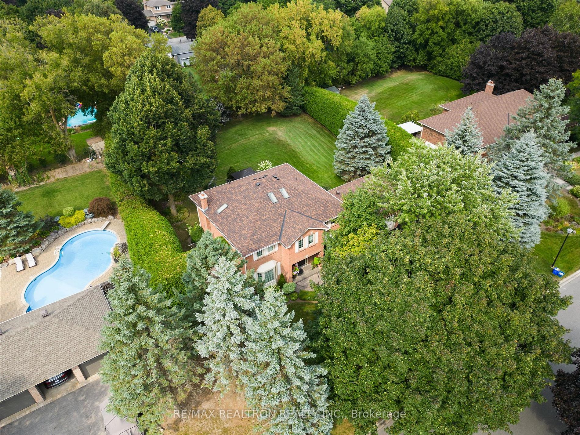 56 Ward Avenue