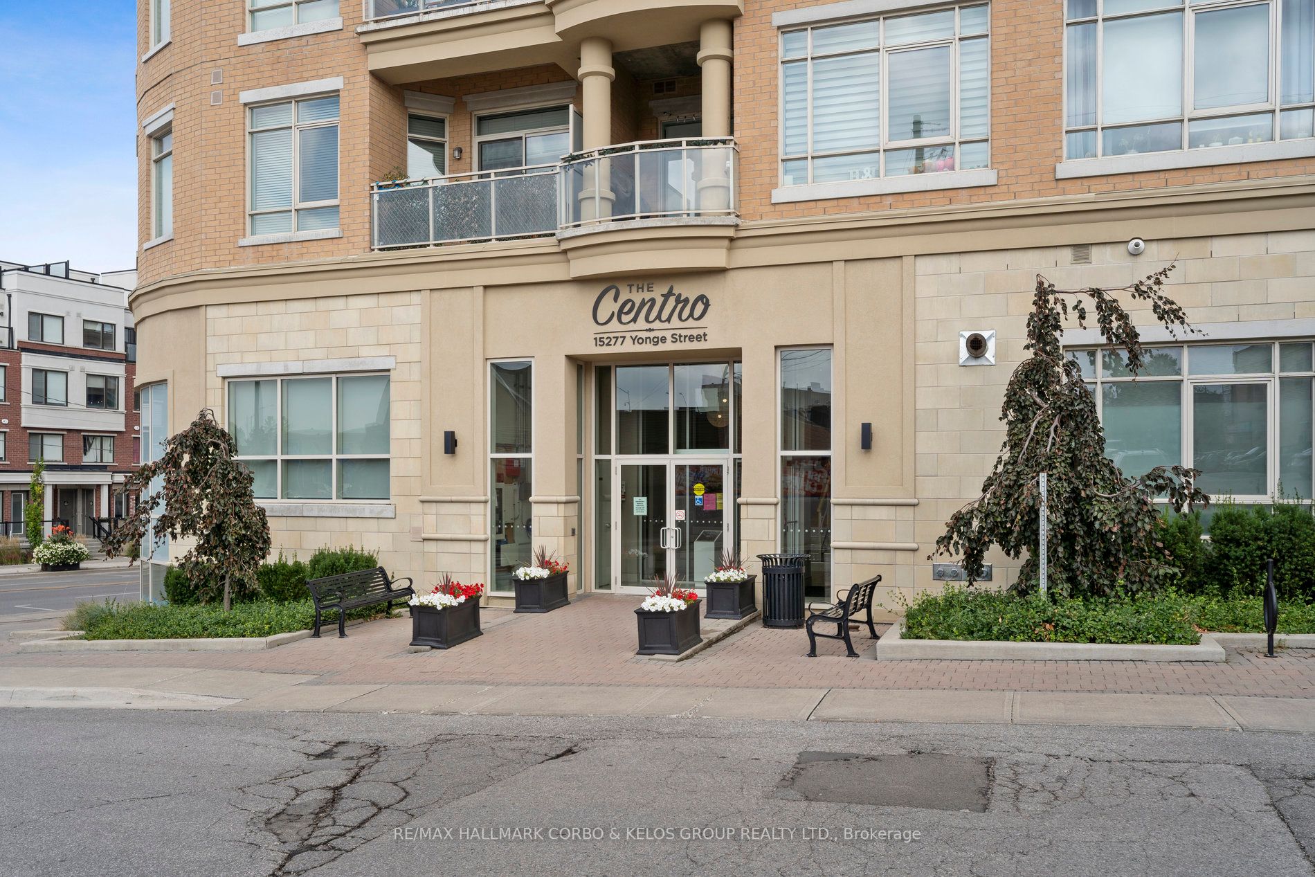 15277 Yonge Street, #201