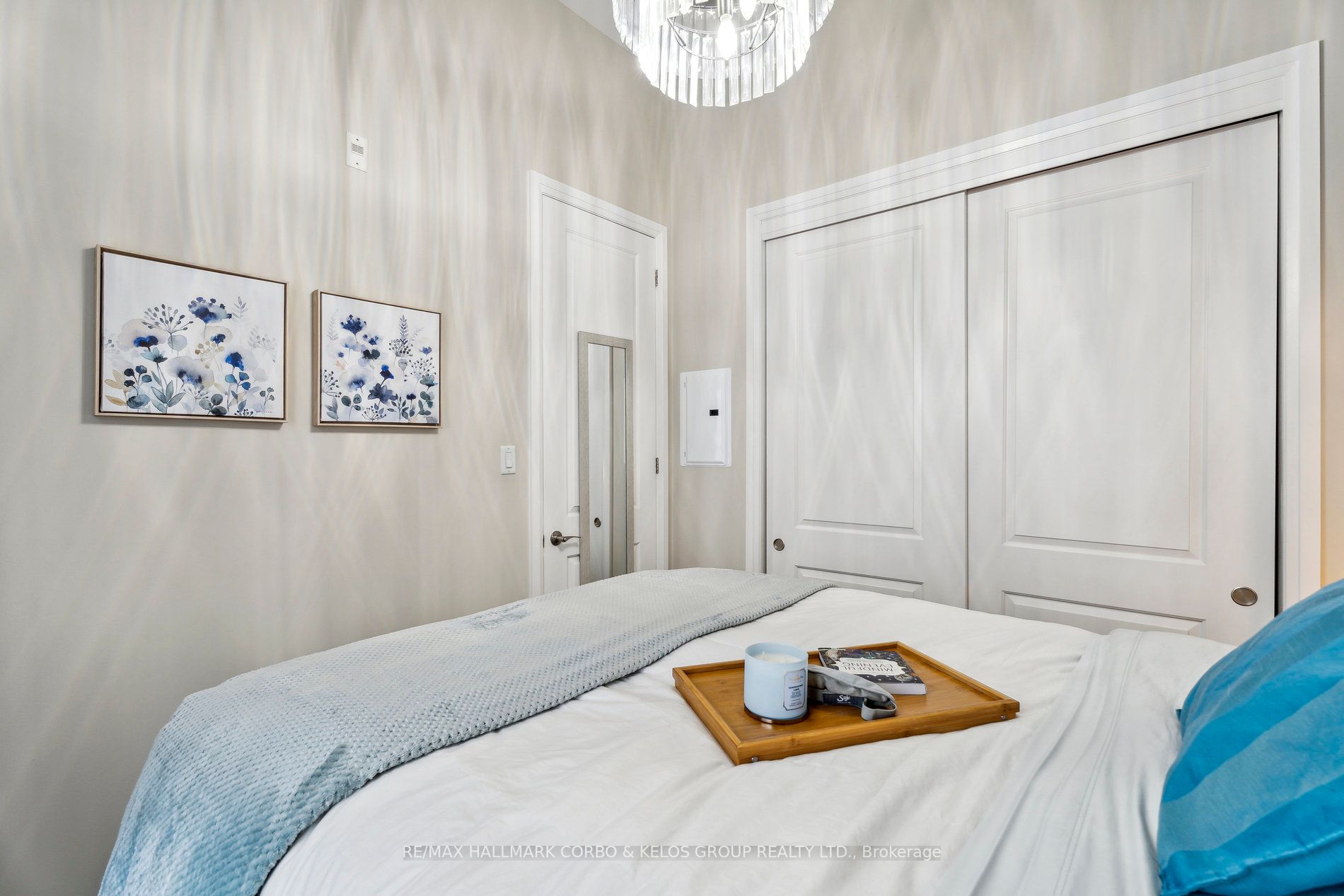 15277 Yonge Street, #201