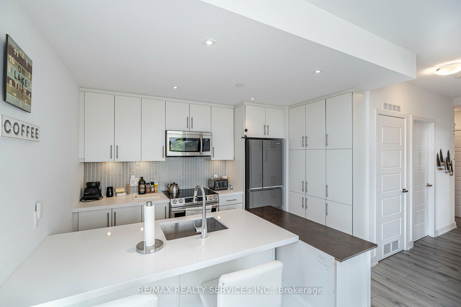 375 Sea Ray Ave, #410