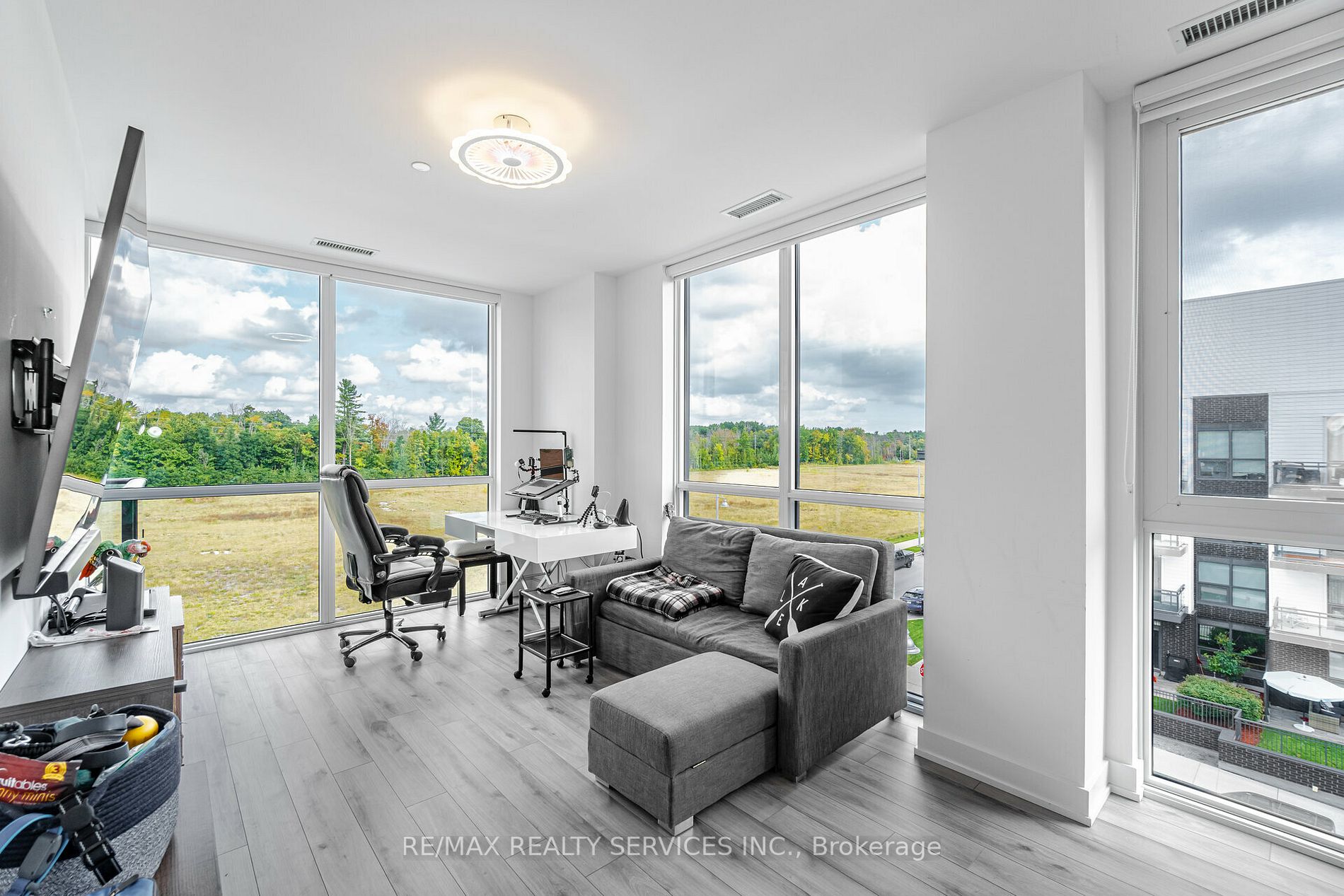 375 Sea Ray Ave, #410