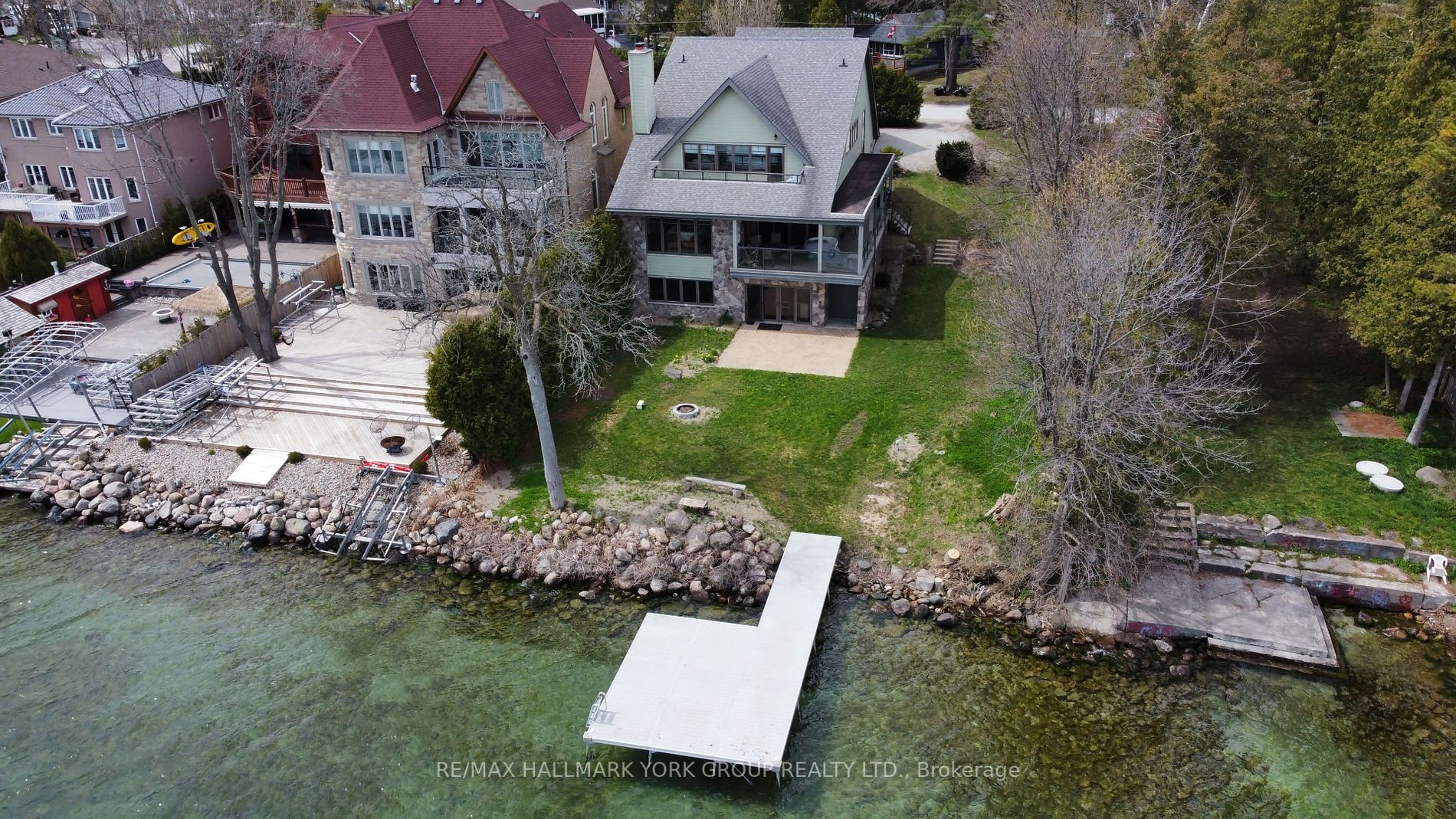 777 Lakelands Ave