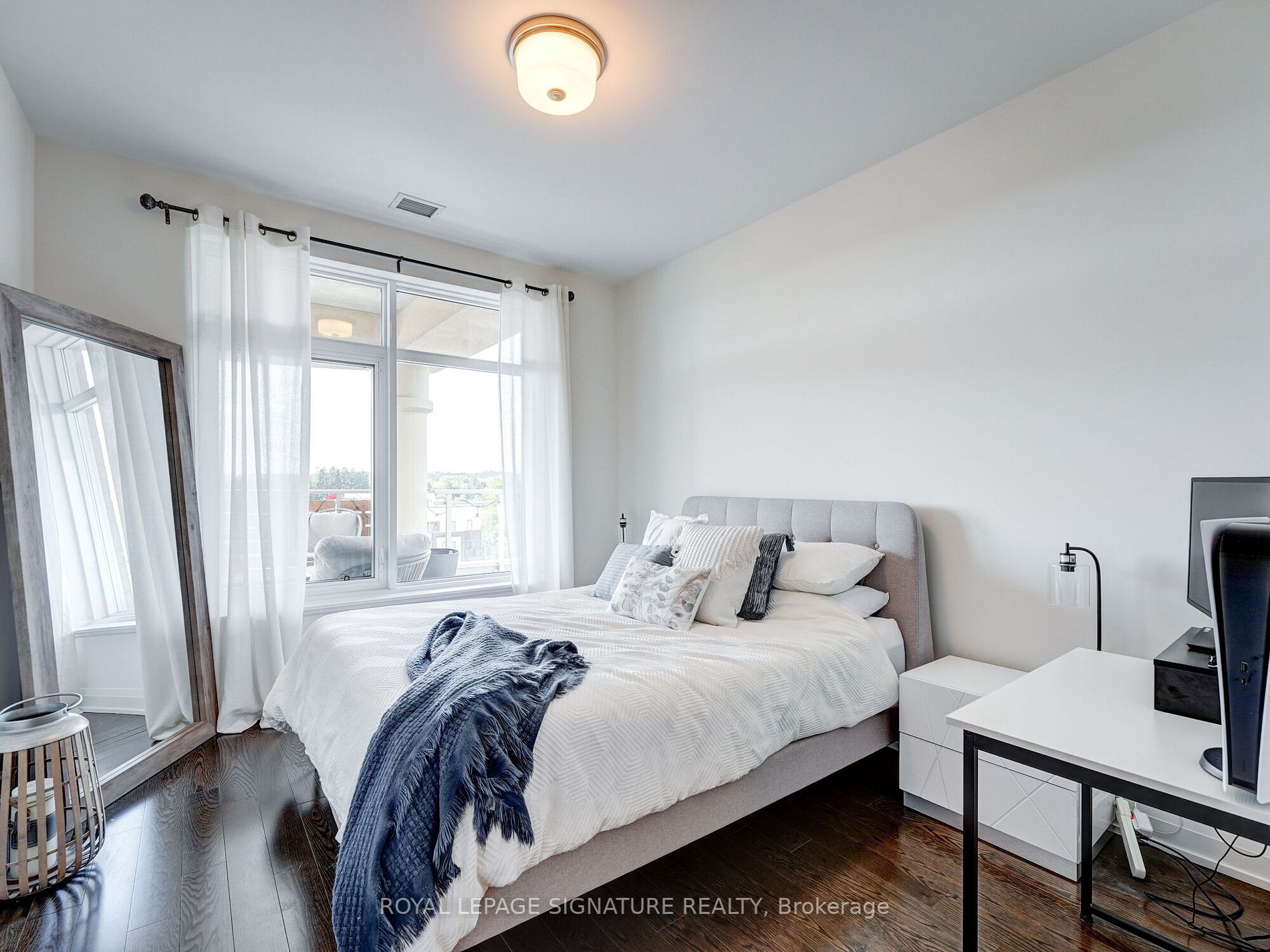 15277 Yonge St, #503