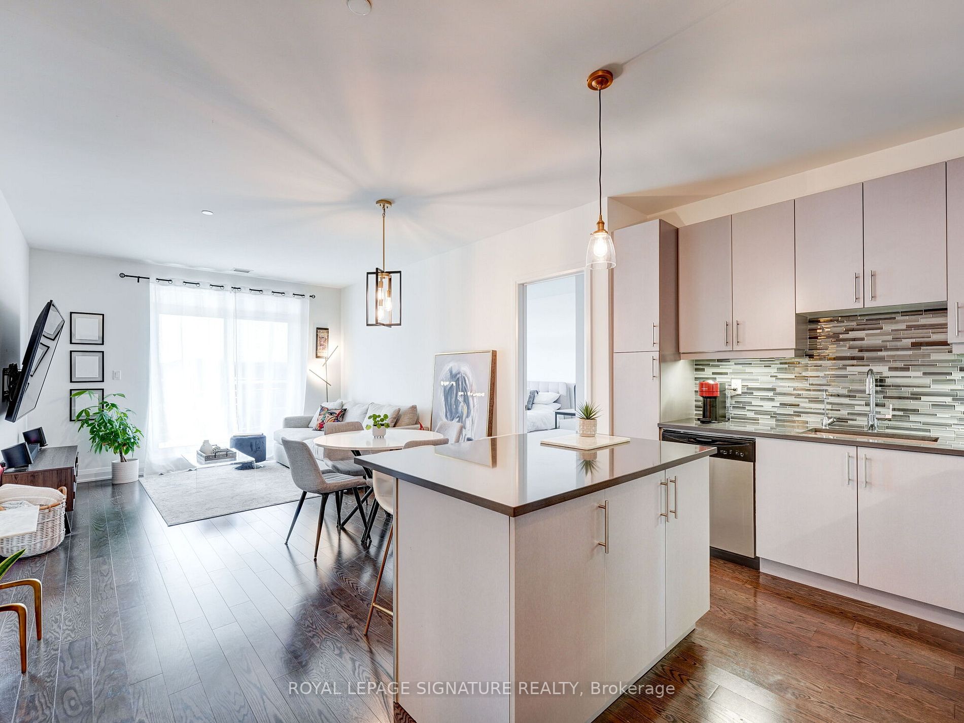 15277 Yonge St, #503