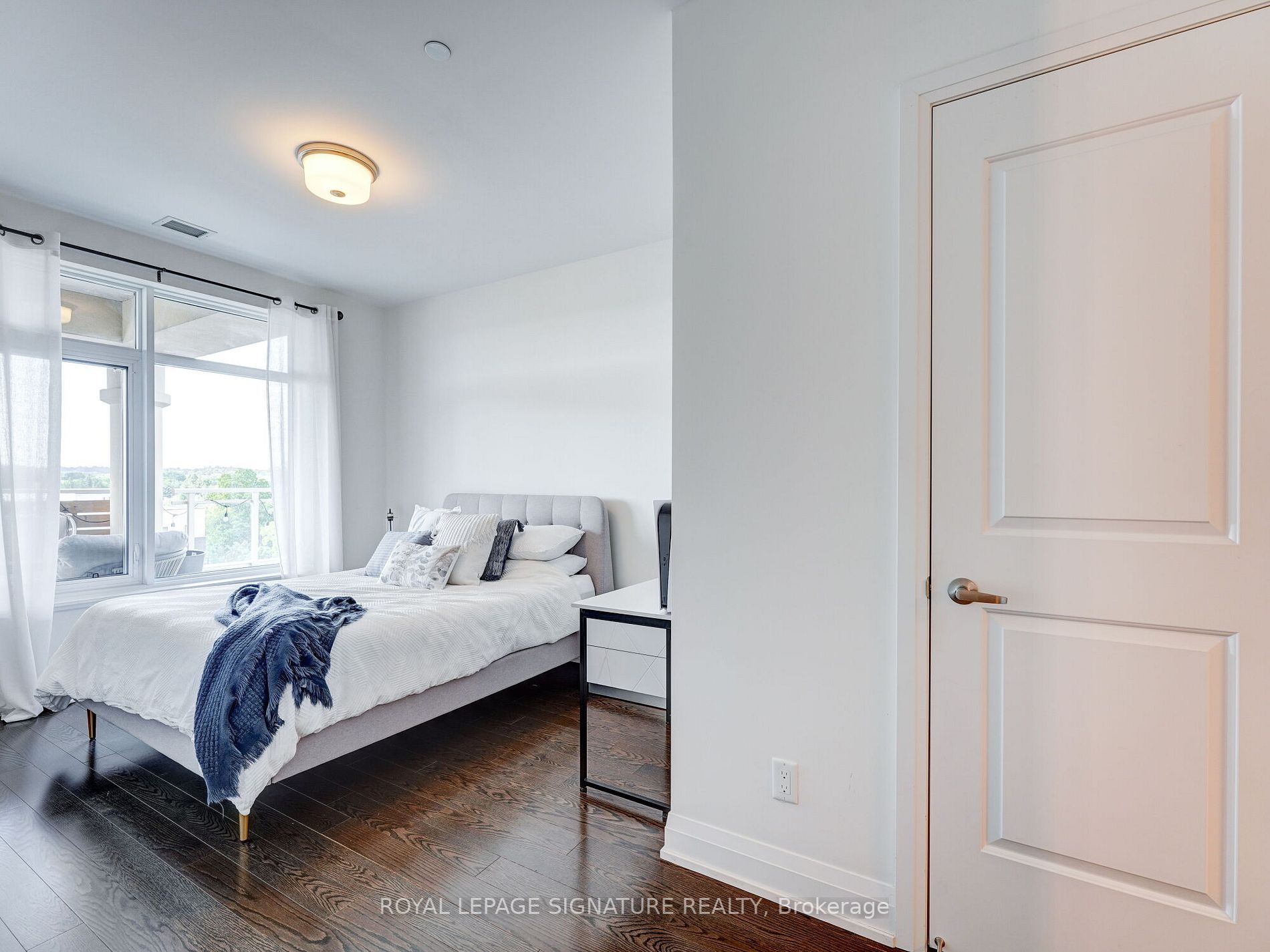 15277 Yonge St, #503