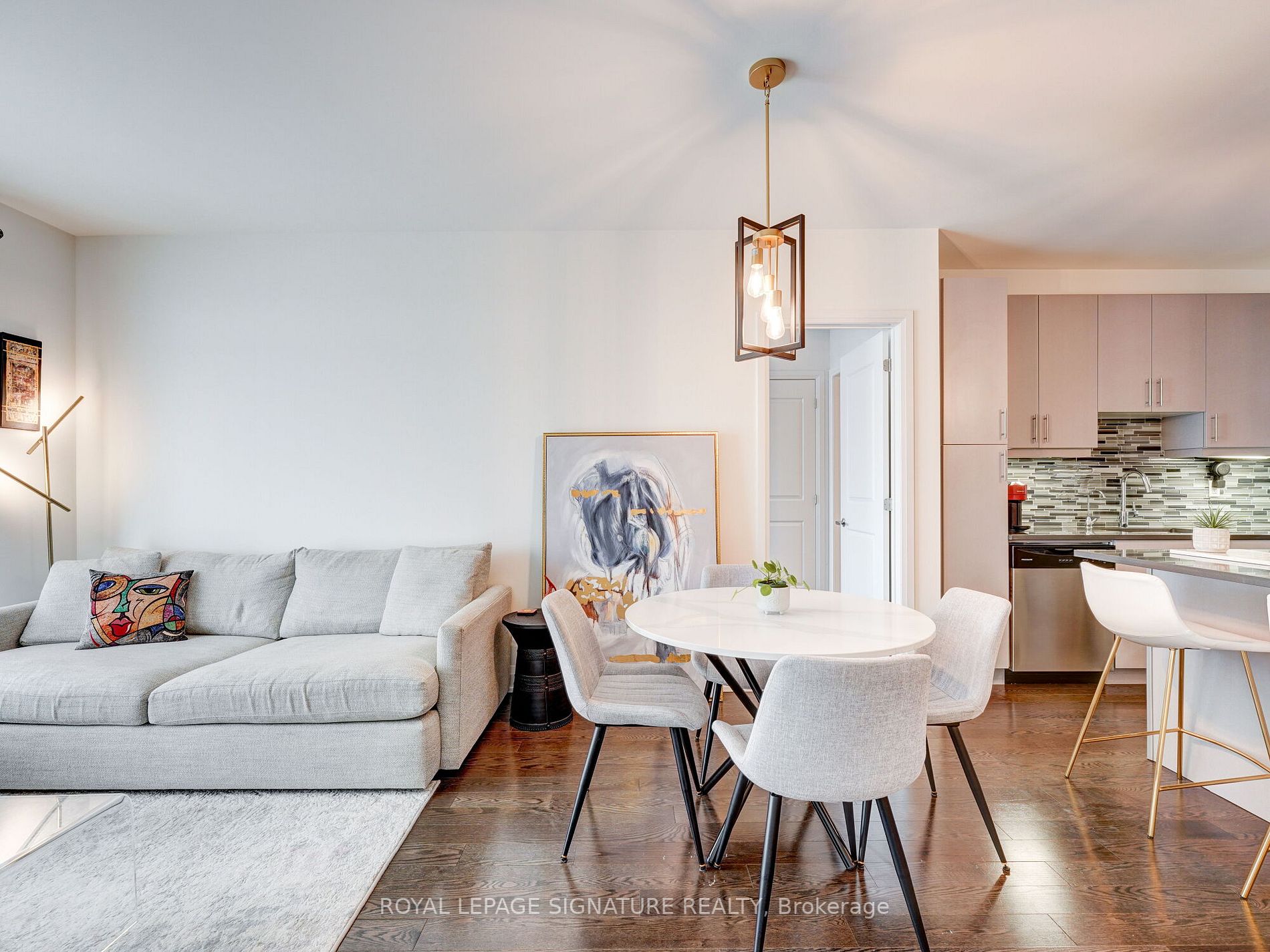 15277 Yonge St, #503