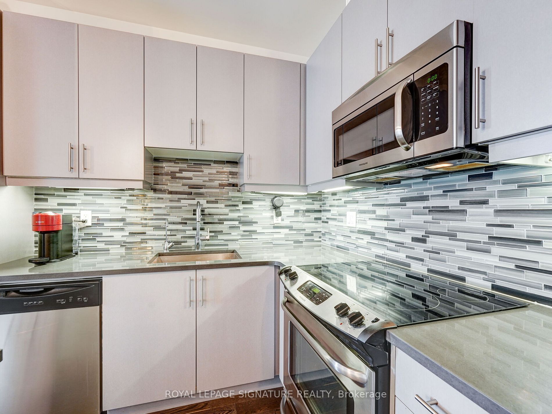 15277 Yonge St, #503