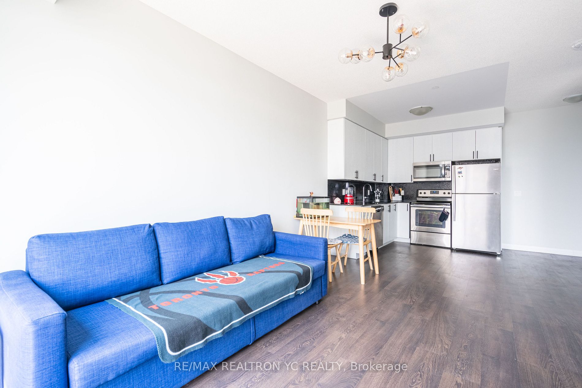 9560 Markham Rd N, #1711