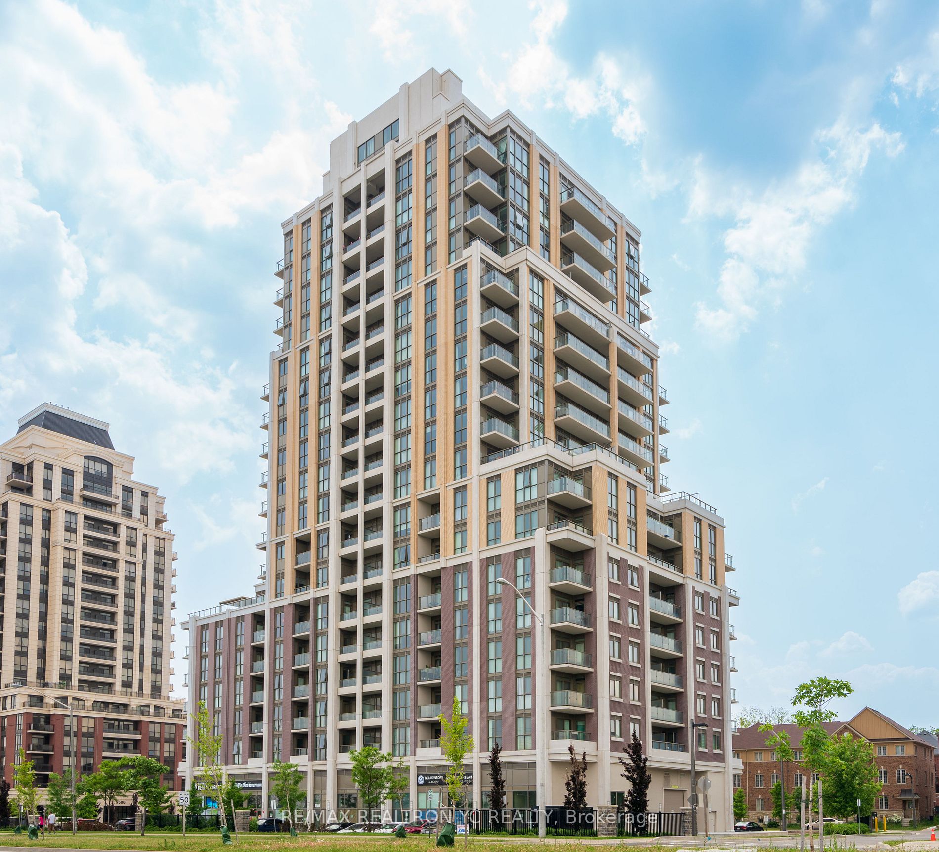 9560 Markham Rd N, #1711