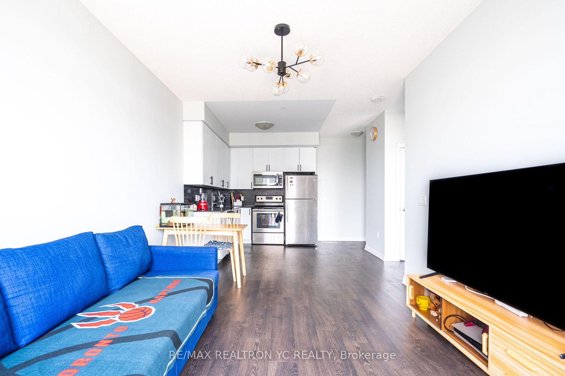 9560 Markham Rd N, #1711