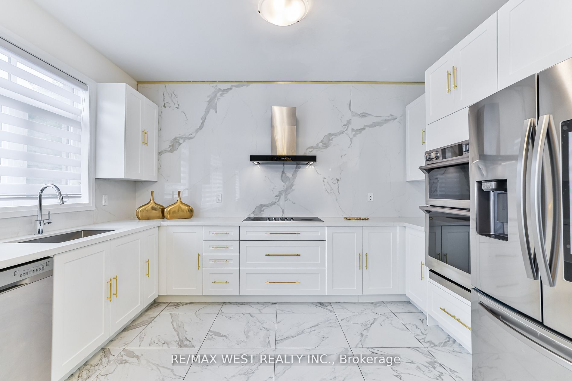 23 Jonkman Blvd